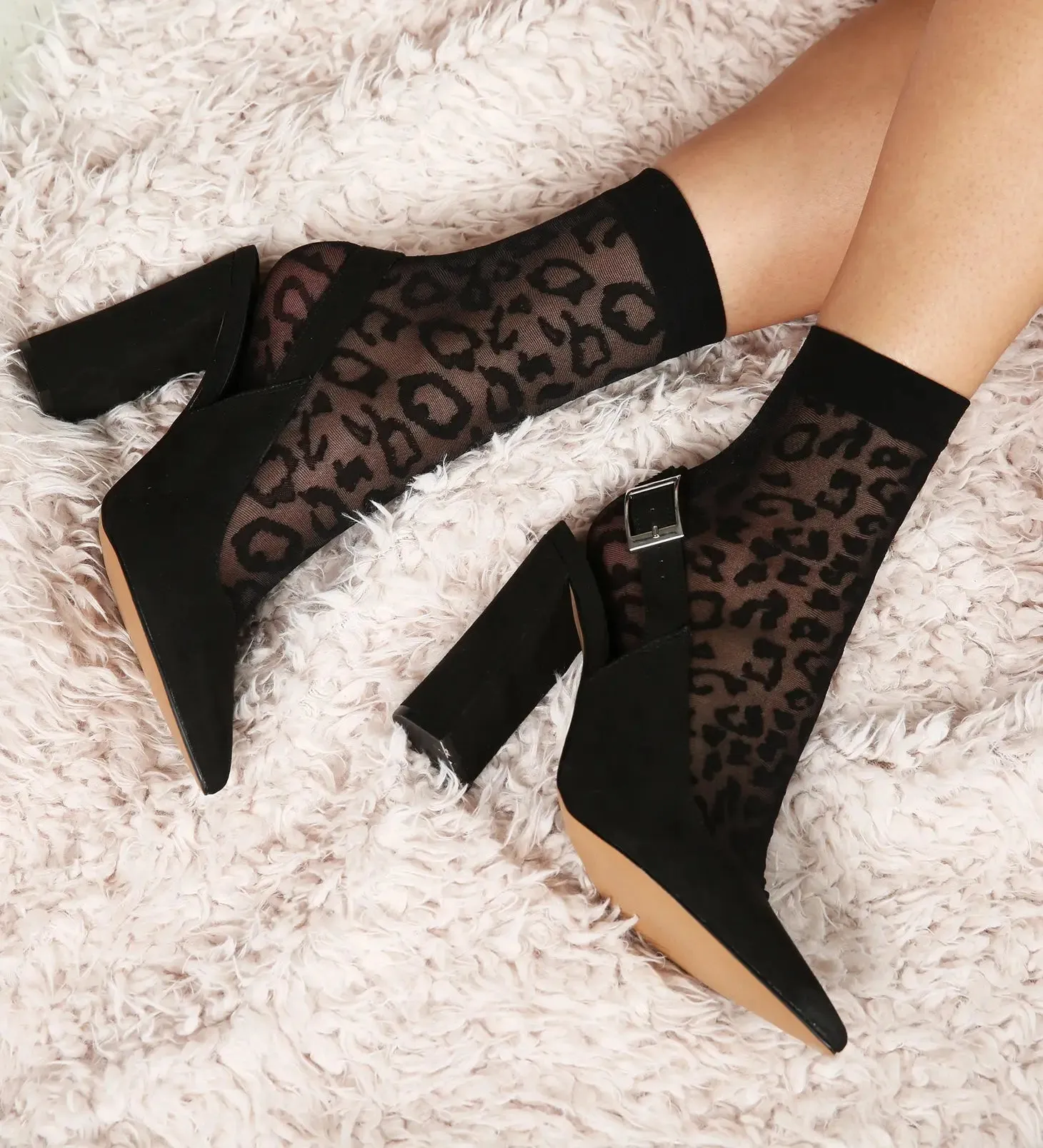 Leopard Mesh Ankle Socks